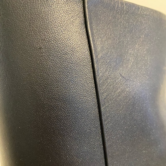 Authentic Chanel leather boots - Picture 13 of 13